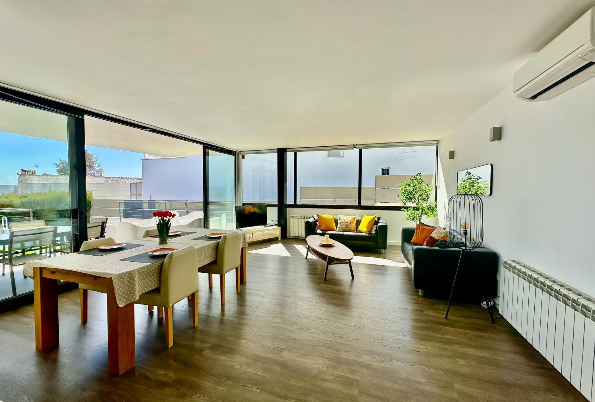 Moderna Con Piscina En * Palma