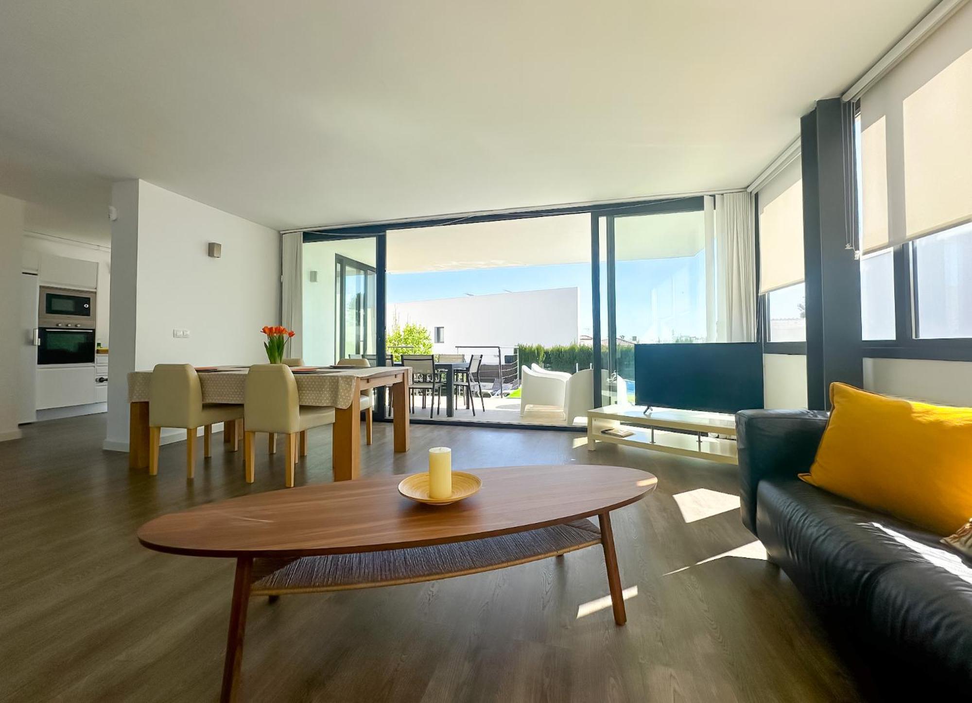 Moderna Con Piscina En * Palma